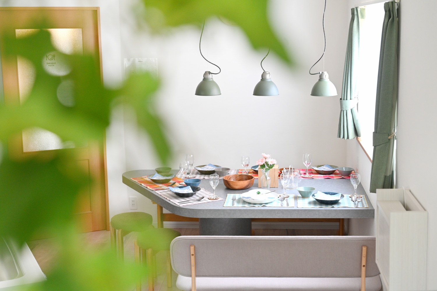 Dining & Kitchen